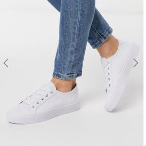 ASOS DESIGN Dizzy lace up sneakers in white